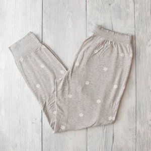 Gap Snowflake Pajama Pants Size Small